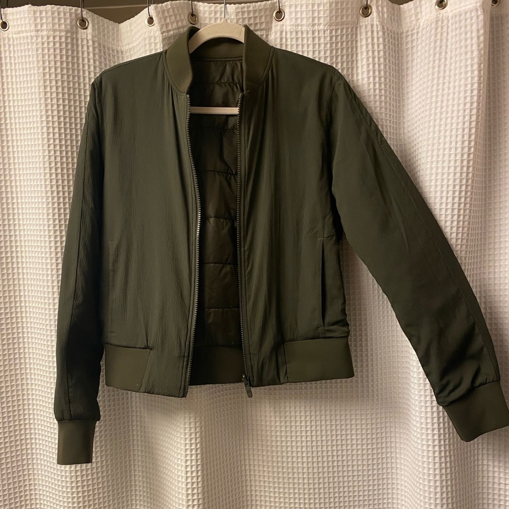lululemon - bomber jacket - size 6 - reversible
